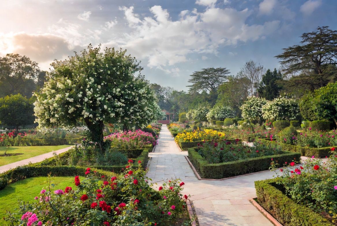 Architecture, Art & Gardens